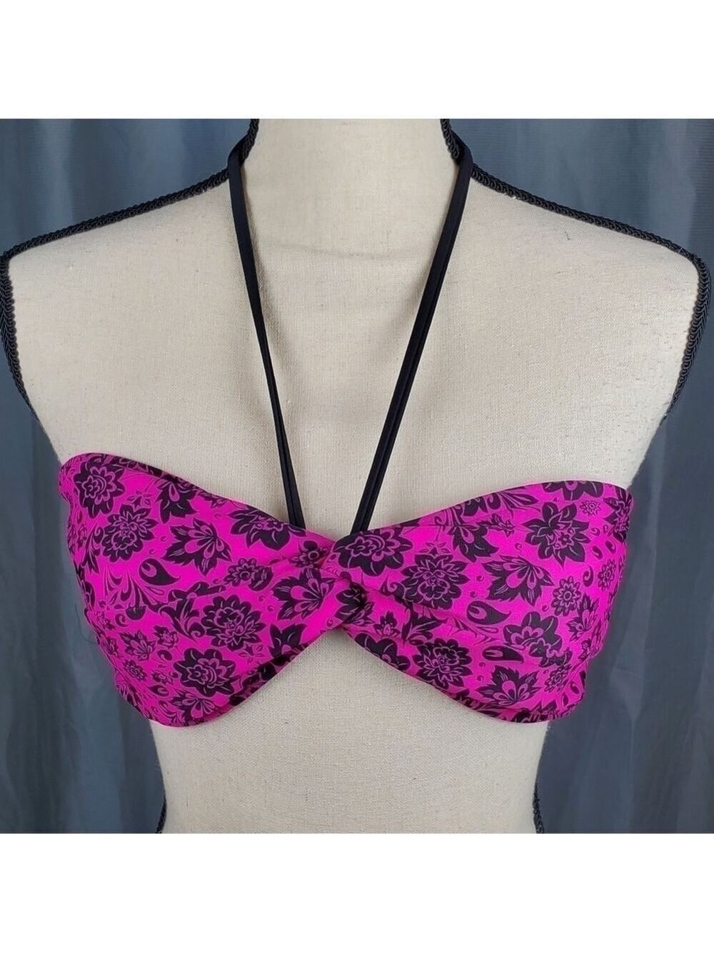 Xhilaration bikini top, hot pink and black, size XL - Picture 1 of 3